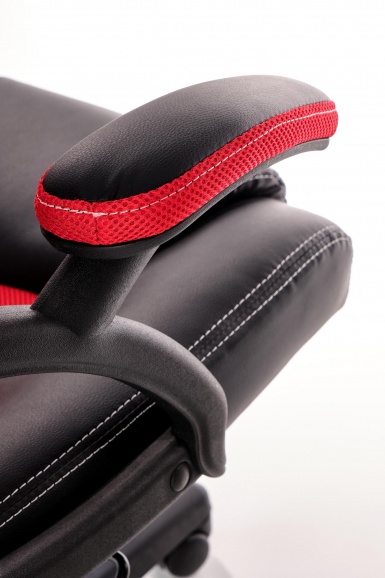 Design Plus Studio Kuchni & Salon Meblowy | BERKEL fotel gabinetowy czarno-czerwony (1p1szt) | 2010001187486