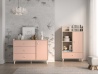 Design Plus Studio Kuchni & Salon Meblowy | Mevel 05 Piasek pustyni/Millennial pink - komoda 1D3S | 