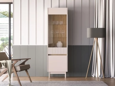 Design Plus Studio Kuchni & Salon Meblowy | Dunea 02 cashmere / dąb cremona torro - witryna 1D1W | 