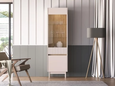 Design Plus Studio Kuchni & Salon Meblowy | Dunea 02 cashmere / dąb cremona torro - witryna 1D1W | 